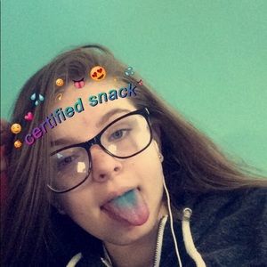 Meet your Posher, Kara